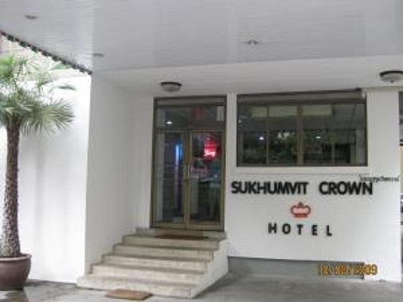 Crown Bts Nana Hotel Bangkok Exterior foto